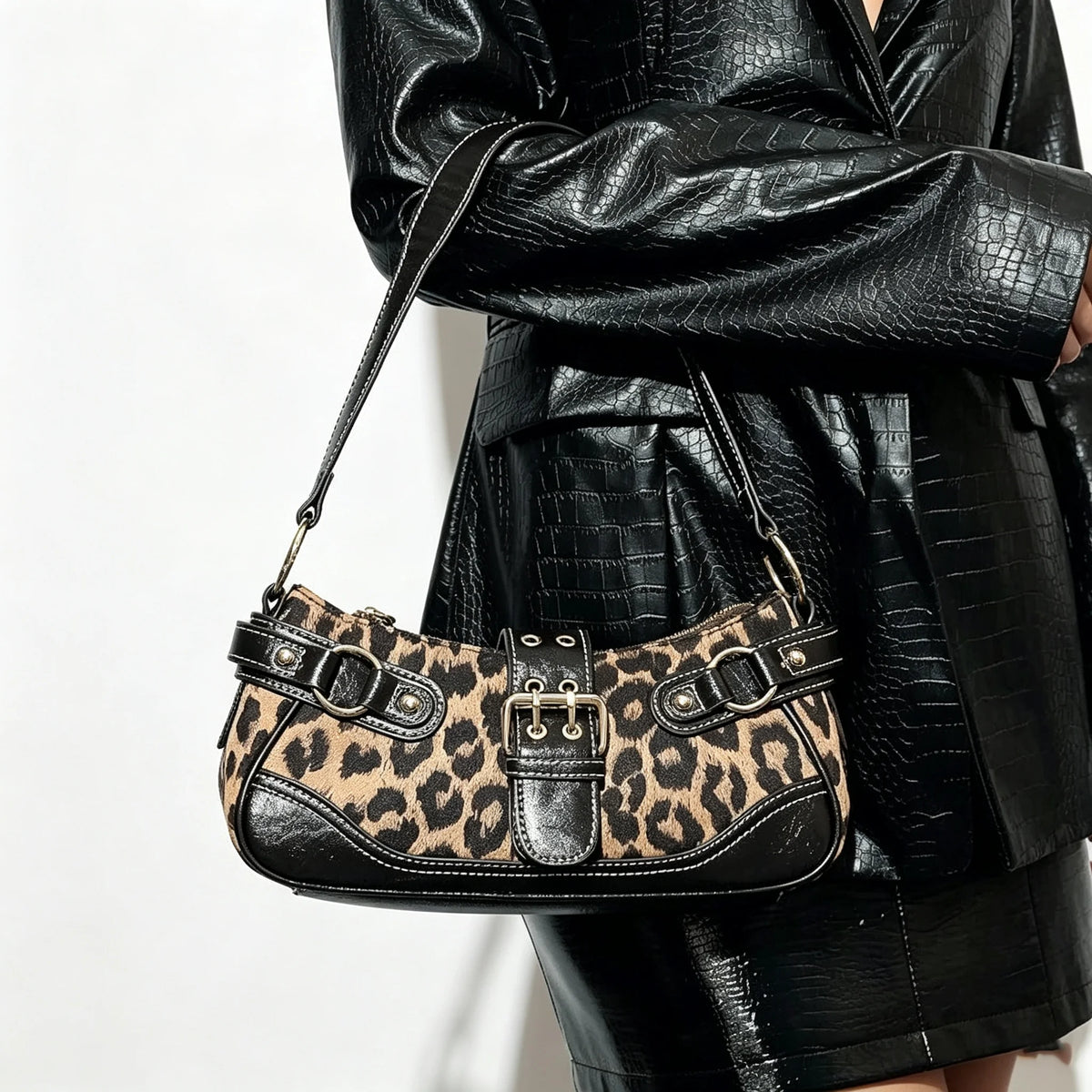 Womens Retro Buckle Underarm Shoulder Bag With Zipper